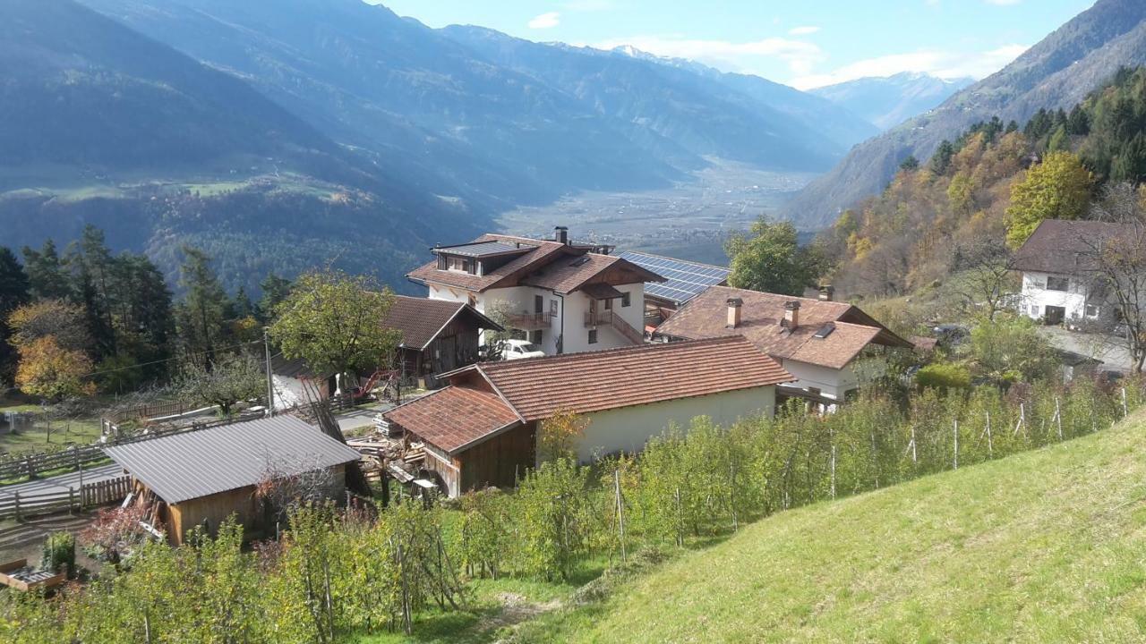 Gruberhof Apartment Lagundo Luaran gambar
